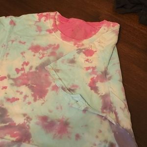 Women's tie dye tee